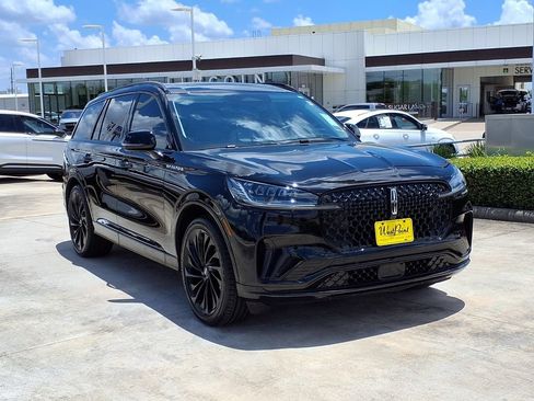 Used 2026 Lincoln Aviator Reserve w/ Jet Appearance Package RWD image 7
