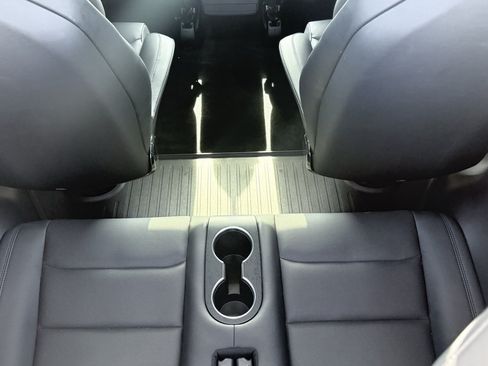 Used 2023 Tesla Model X Plaid AWD/4WD image 18
