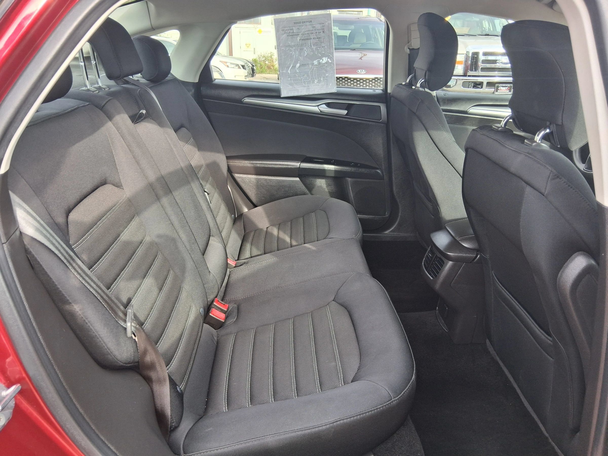 Used 2013 Ford Fusion SE FWD image 17