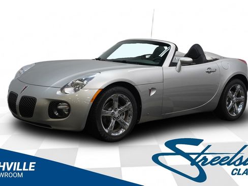 Used 2007 Pontiac Solstice GXP w/ Premium Package RWD image 1
