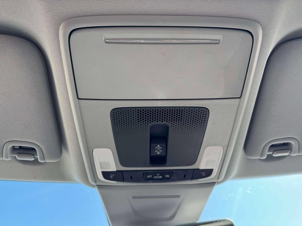 Used 2024 Acura Integra FWD image 33