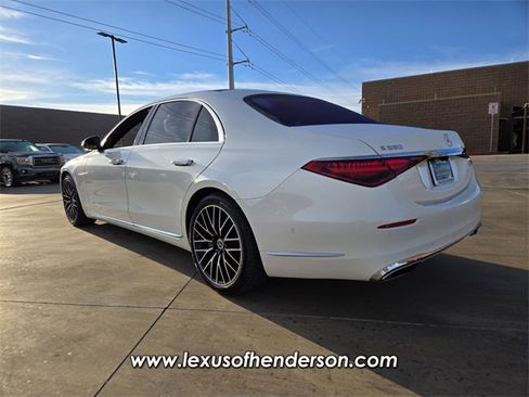 Used 2021 Mercedes-Benz S 580 4MATIC Sedan image 4