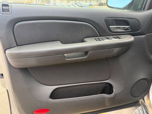 Used 2007 Chevrolet Avalanche LS image 10