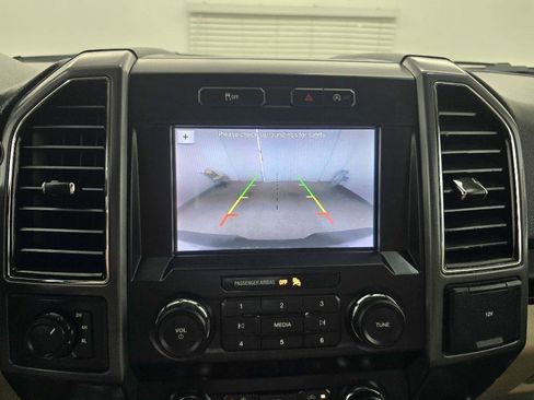 Used 2019 Ford F150 XLT w/ Equipment Group 302A Luxury AWD/4WD image 25