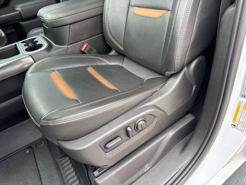 Used 2023 GMC Sierra 2500 AT4 w/ AT4 Preferred Package image 33