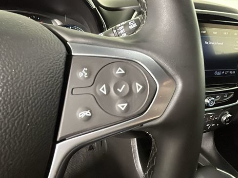 Used 2023 Chevrolet Traverse LT FWD image 19