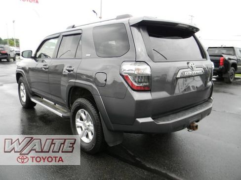Used 2019 Toyota 4Runner SR5 Premium AWD/4WD image 4