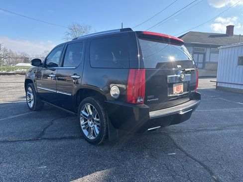Used 2012 Cadillac Escalade Platinum image 5