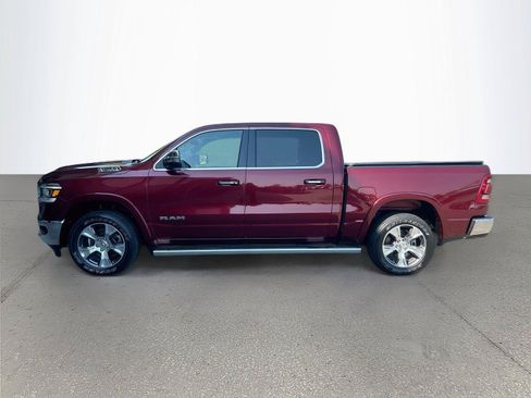 Used 2022 RAM 1500 Laramie AWD/4WD image 7