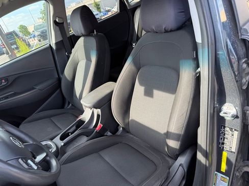 Used 2022 Hyundai Kona SEL FWD image 8