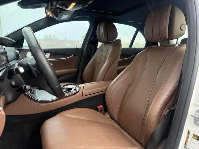 Used 2018 Mercedes-Benz E 300 4MATIC image 9