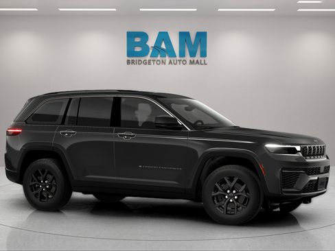 New 2026 Jeep Grand Cherokee Altitude image 2