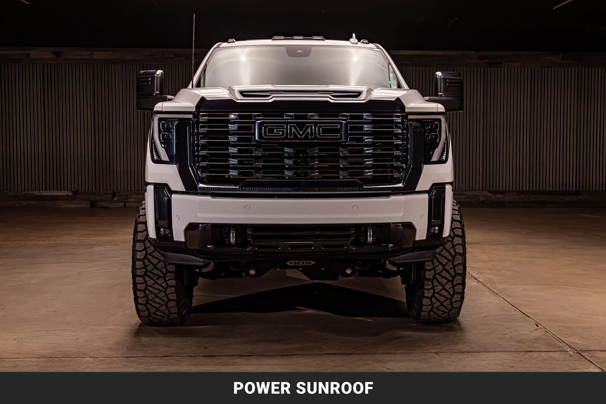 Used 2024 GMC Sierra 2500 Denali Ultimate w/ Max Trailering Package AWD/4WD image 4