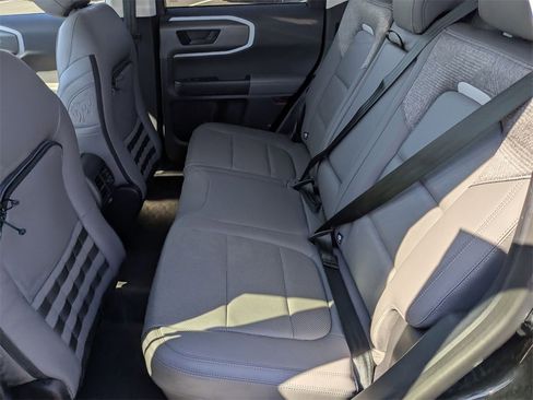 Used 2025 Ford Bronco Sport Badlands image 32