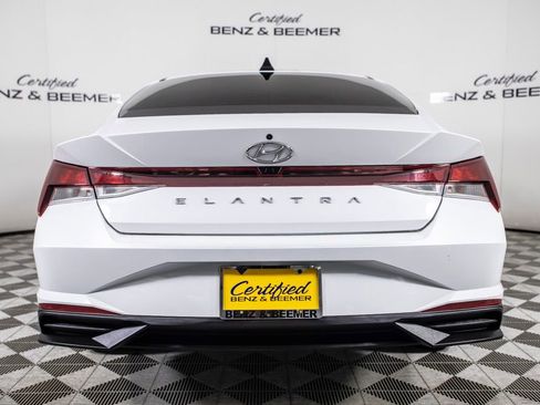 Used 2022 Hyundai Elantra SEL image 8