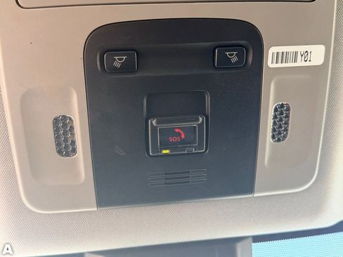 Used 2023 Toyota Camry SE FWD image 27
