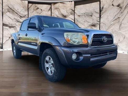 Used 2011 Toyota Tacoma PreRunner w/ TRD Off-Road Pkg w/JBL Audio RWD image 3