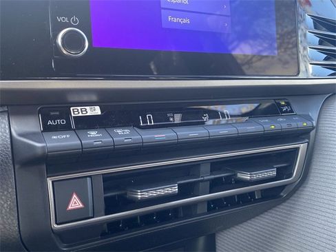 New 2025 Toyota Camry SE image 18