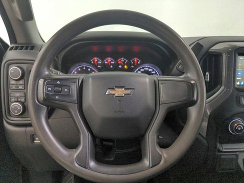 Used 2019 Chevrolet Silverado 1500 Custom w/ Custom Value Package AWD/4WD image 19