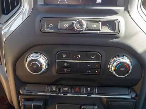 Used 2021 GMC Sierra 2500 4x4 Crew Cab w/ Gooseneck/5TH Wheel Package image 22