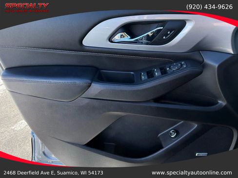 Used 2018 Chevrolet Traverse LT image 42