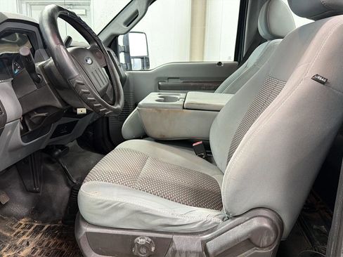 Used 2012 Ford F250 XL w/ FX4 Off Road Pkg image 11