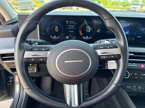 Used 2025 Hyundai Sonata SEL FWD image 28