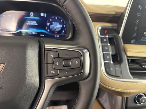 Used 2024 Chevrolet Suburban Premier image 29