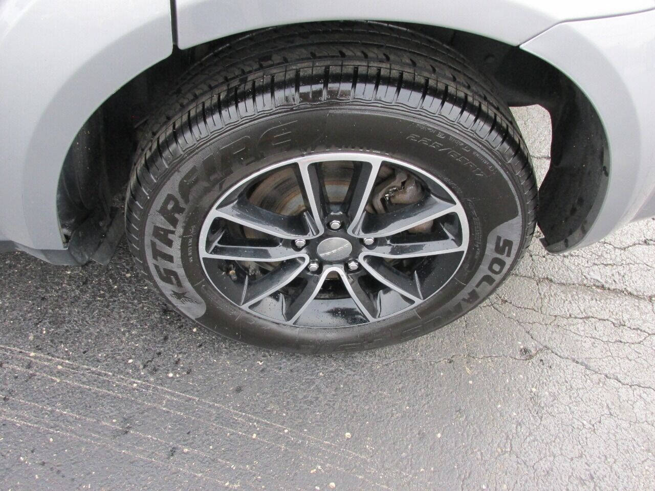 Used 2017 Dodge Journey SE w/ Flexible Seating Group FWD image 38