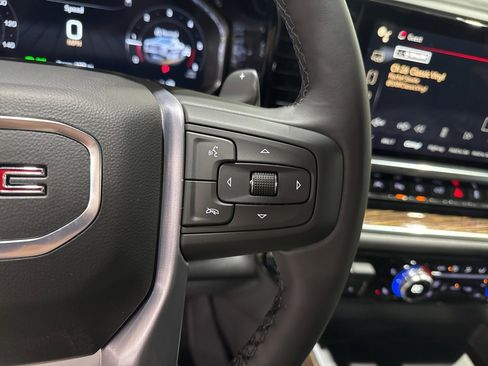 New 2026 GMC Sierra 1500 Elevation image 27