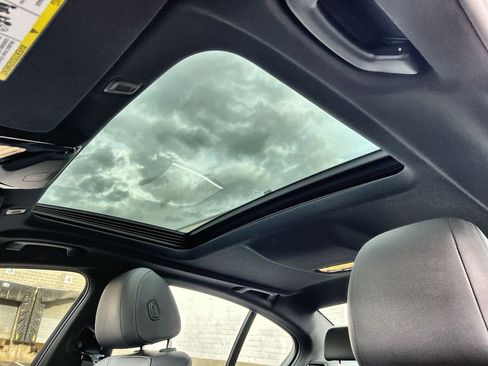 Certified 2022 BMW 530i xDrive w/ Convenience Package image 22