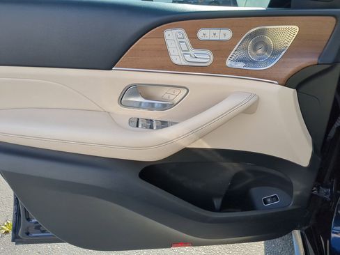 Used 2021 Mercedes-Benz GLE 350 4MATIC image 14