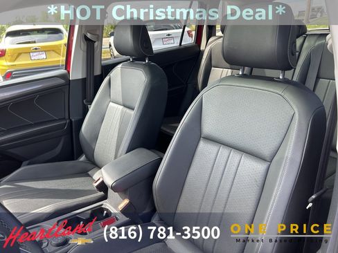 Used 2023 Volkswagen Tiguan SE image 20