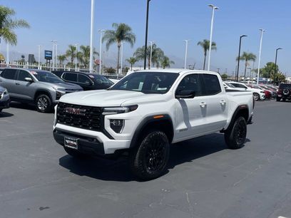 New 2026 GMC Canyon Elevation w/ Convenience Package