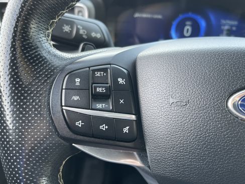 Used 2020 Ford Explorer ST w/ ST Street Pack image 19