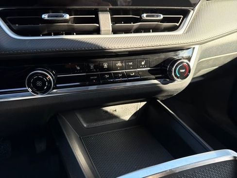 New 2026 Chevrolet Equinox LT w/ Safety and Technology Package FWD image 25