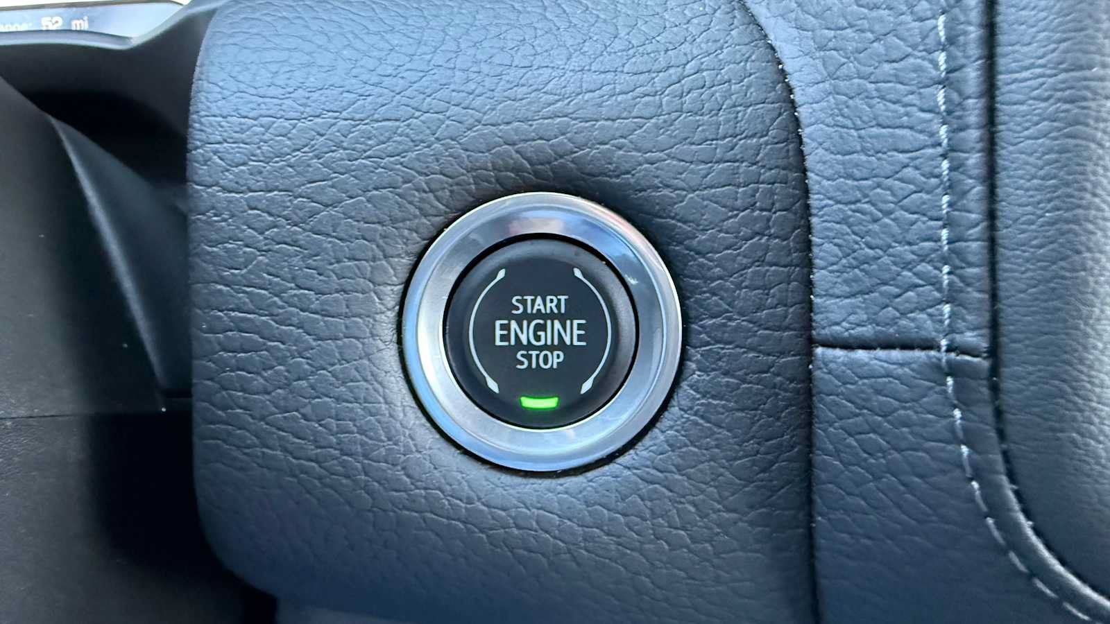 Used 2024 GMC Yukon Denali AWD/4WD image 19
