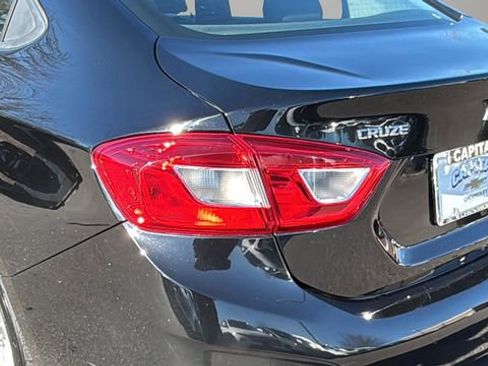 Used 2019 Chevrolet Cruze LS w/ LS Convenience Package image 34