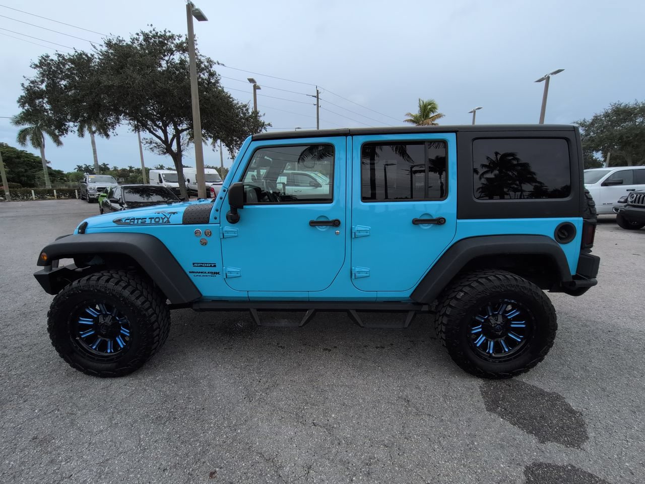Used 2018 Jeep Wrangler Unlimited Sport S AWD/4WD image 8