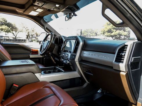 Used 2022 Ford F450 King Ranch w/ King Ranch Ultimate Package image 15