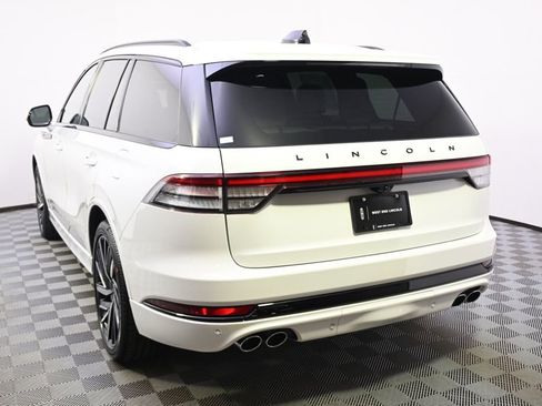 New 2026 Lincoln Aviator Black Label AWD/4WD image 4