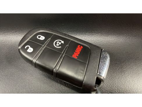 Used 2022 Jeep Renegade Altitude w/ Convenience Group image 17