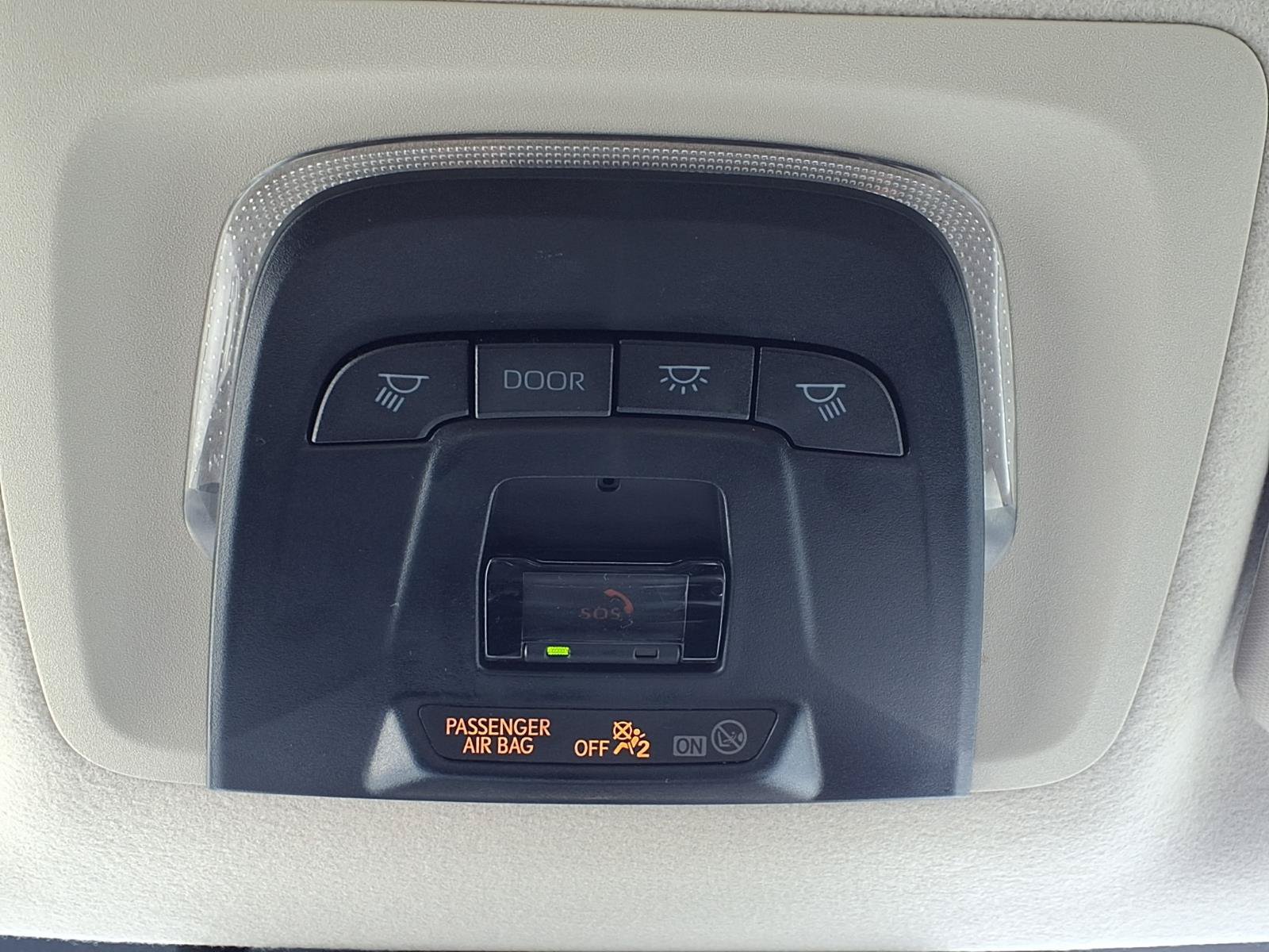 Used 2024 Toyota Corolla LE FWD image 5