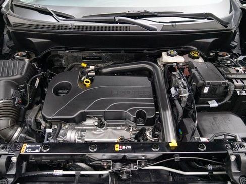 Used 2024 Chevrolet Equinox LT w/ LPO, Floor Liner Package image 11