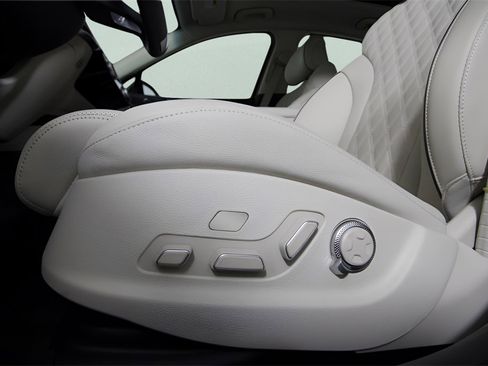 Used 2024 Genesis G80 2.5T w/ Sport Prestige Package image 16