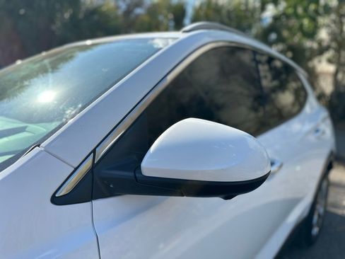 Used 2020 Buick Encore GX Essence w/ Experience Buick Package image 6