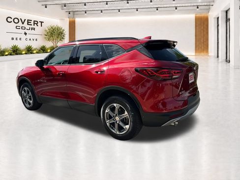 Used 2024 Chevrolet Blazer LT w/ Convenience Package FWD image 9