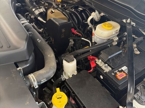 Used 2022 RAM 3500 Tradesman w/ Chrome Appearance Group image 42