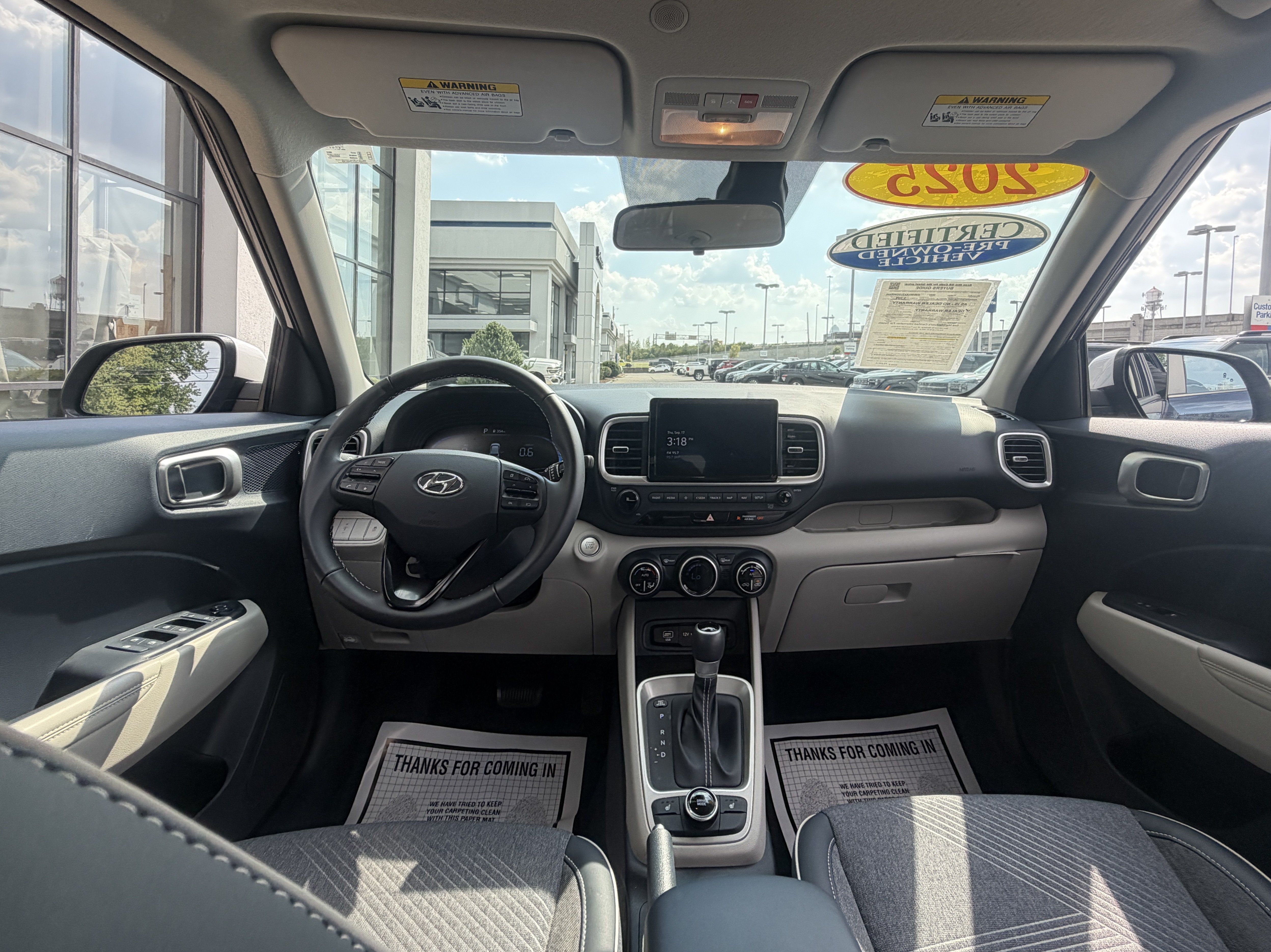 Certified 2025 Hyundai Venue Limited FWD image 24