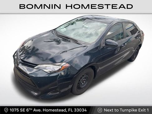 Used 2019 Toyota Corolla LE FWD image 1